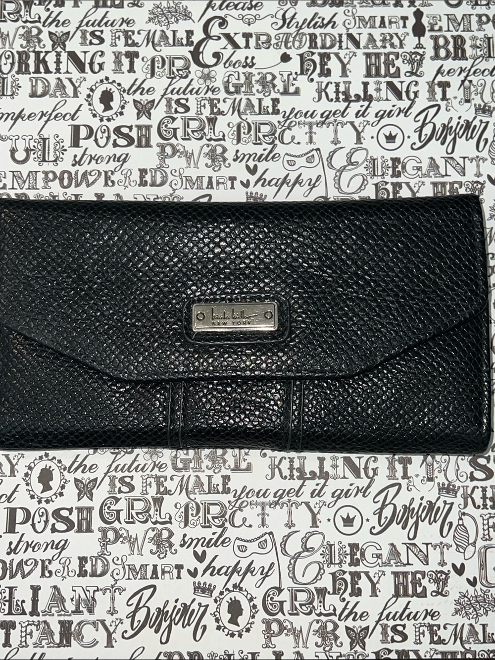 Nicole Miller Black Textured Wallet with Metal Logo Plaque